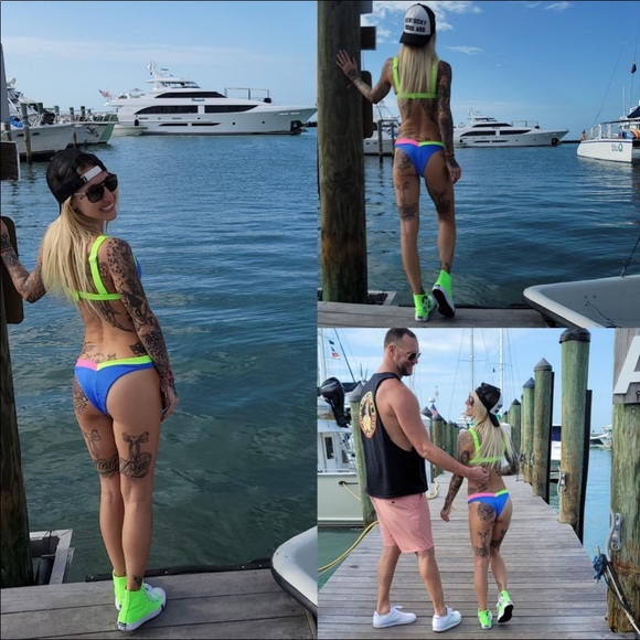 Meet your Posher, Cortney Divine💕 - Picture 8 of 17